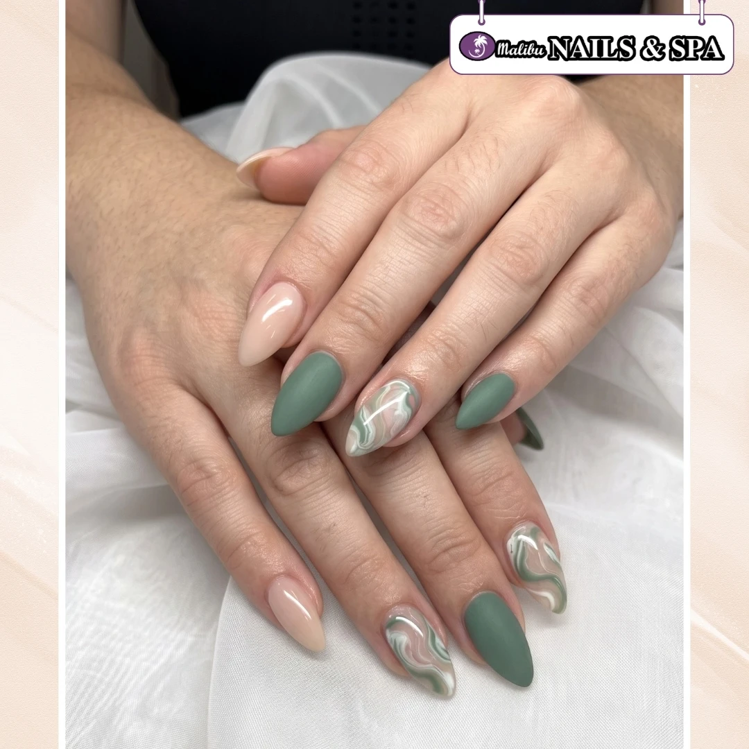 Nail Aug 10